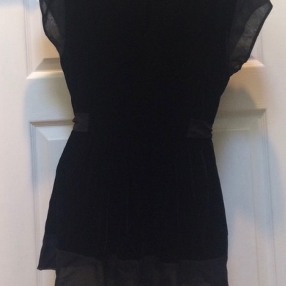 Bin 3C BCBG runway velvet blouse never worn size xxs short sleeve - Picture 4 of 6